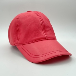 کلاه چرم رنگ صورتی