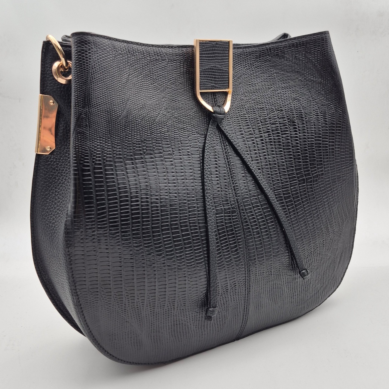 کيف زنانه کد لوئيجي رنگ مشکي لزار