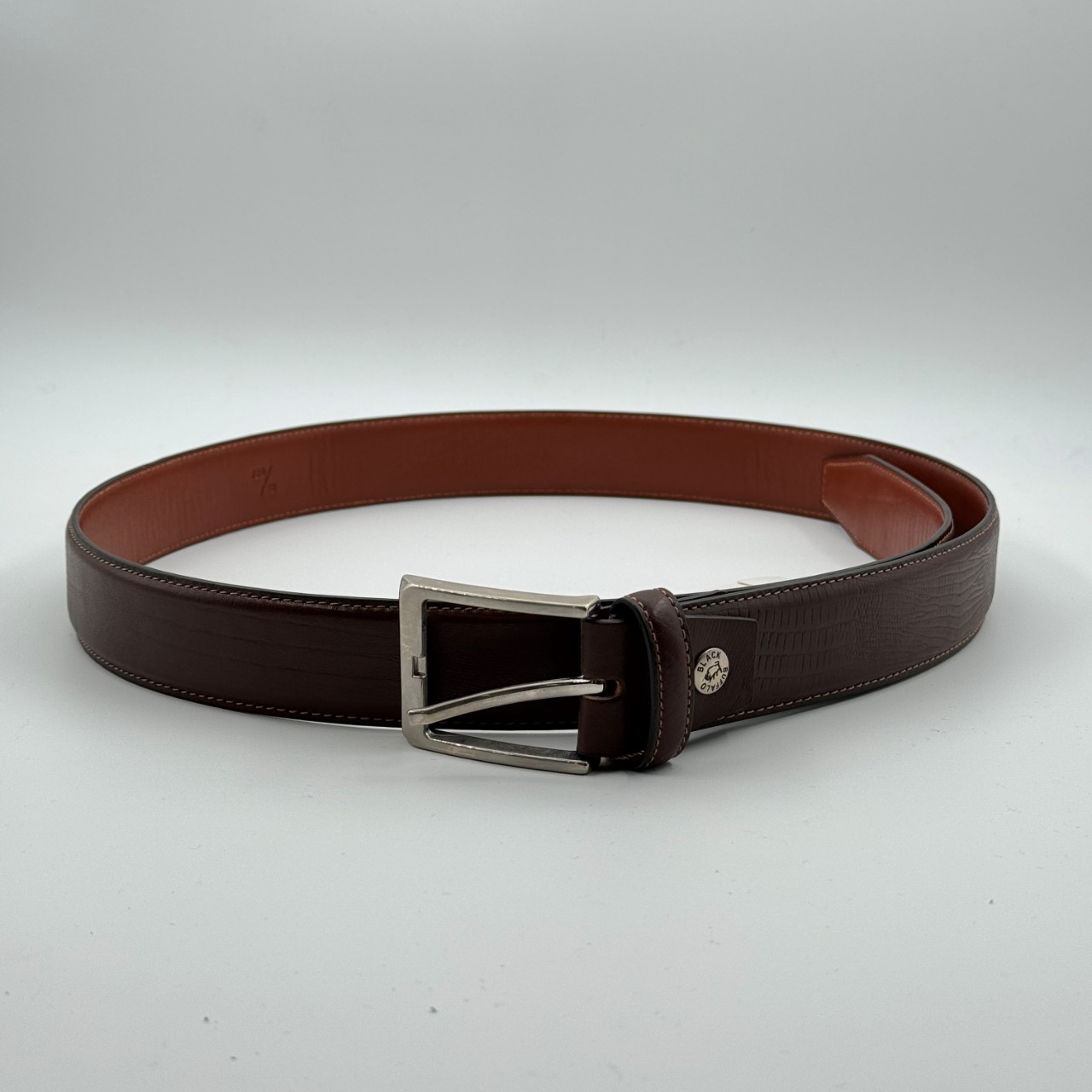 کمربند مردانه پشت کراس کد 1006 رنگ قهوه اي لزار 