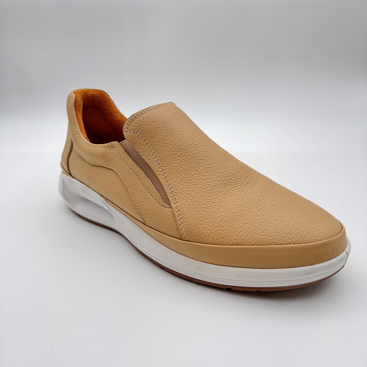 کفش زنانه کد 111 رنگ کرم سايز 38