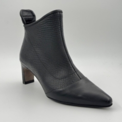 نيم بوت زنانه کد المو رنگ مشکي سايز 39