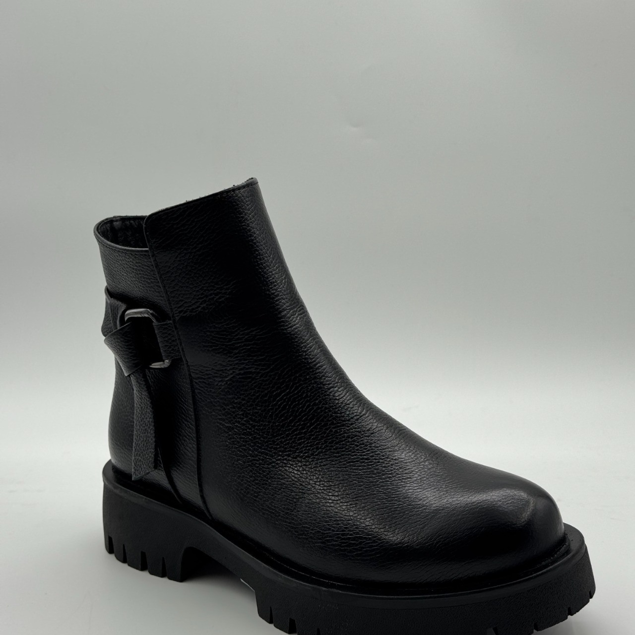 بوت زنانه کد 500 رنگ مشکي سايز 39